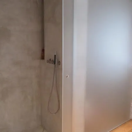Apartment Alemanys 5 *